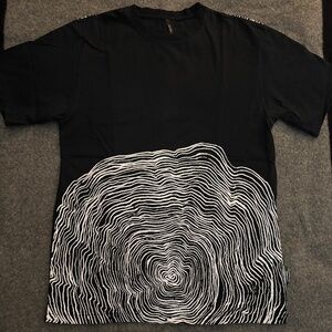 UPPERCUT 2007 "Rocamm Grain" S/S T-Shirt MEDIUM from Revolve Clothing